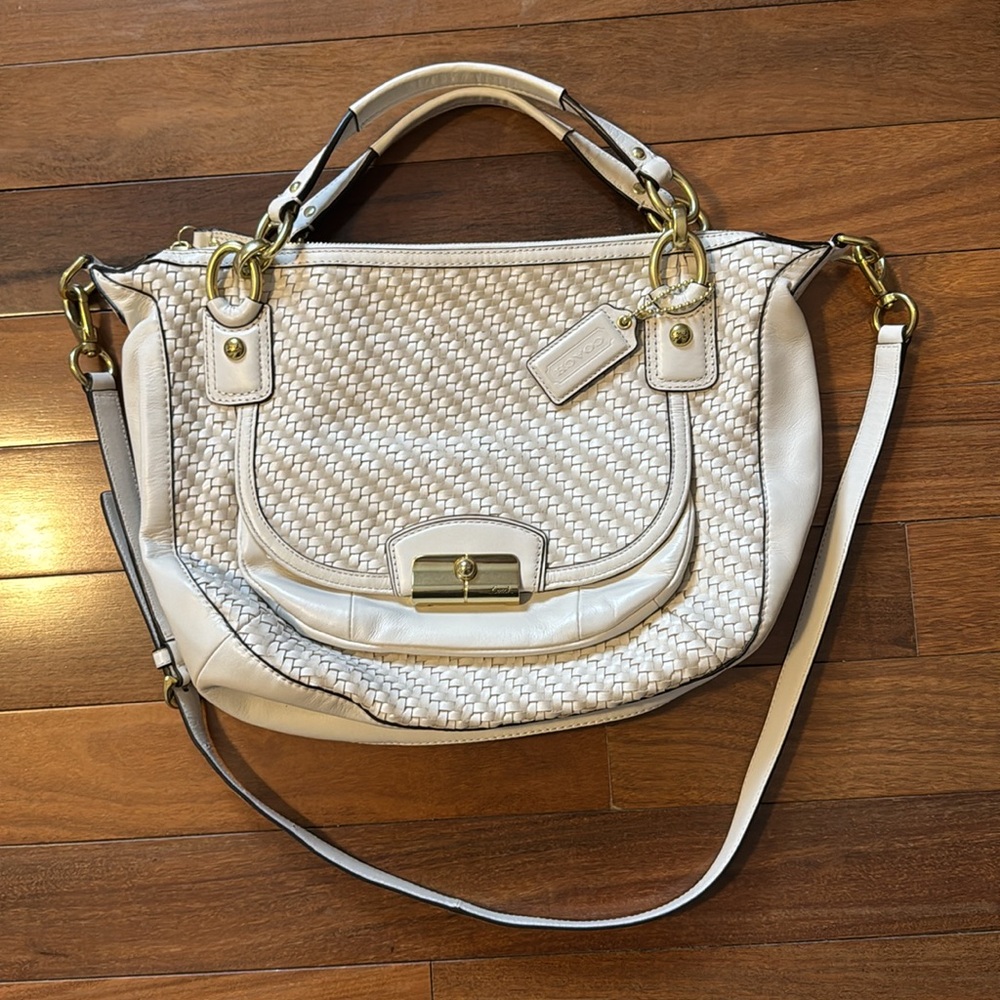 Cream/white Coach Crossbody Bag - Picture 5 of 17